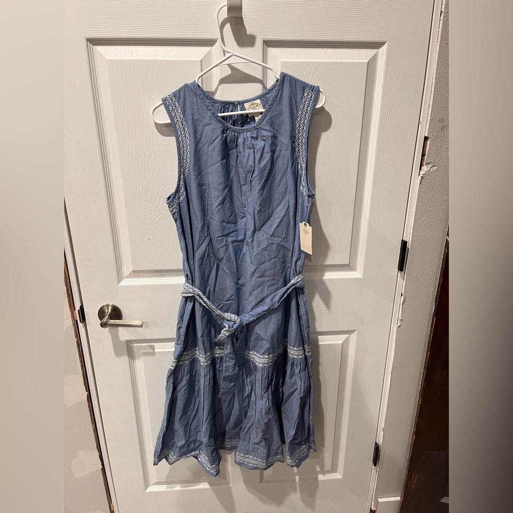 🌻St. John's Bay XL Light Blue Dress